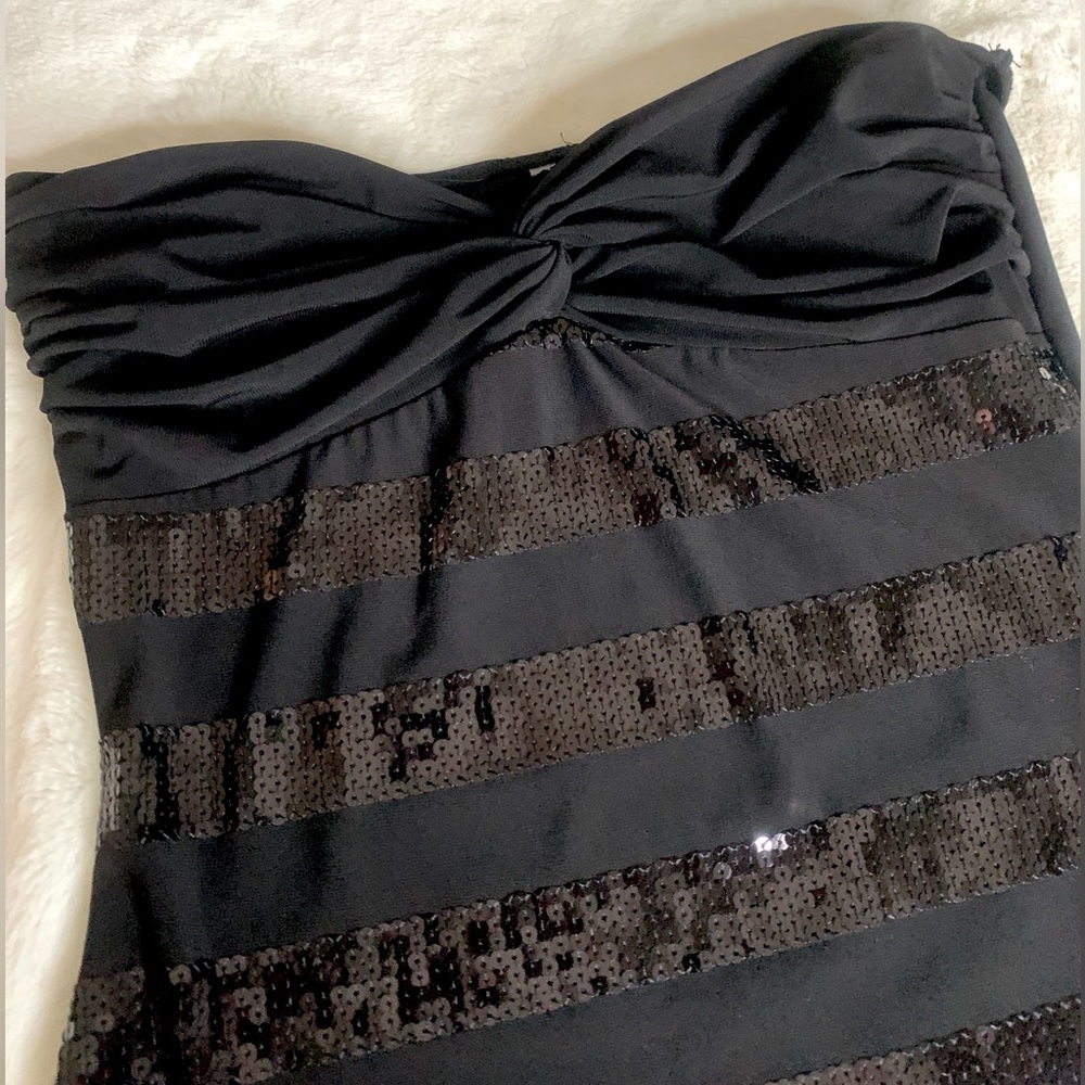 Black Cocktail Sequins striped dress!